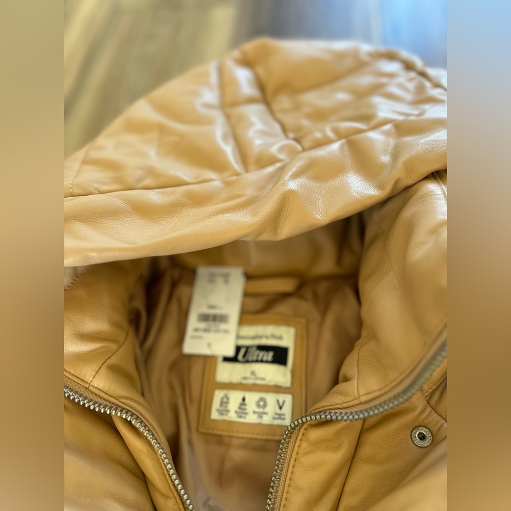 Abercrombie & Fitch womens ultra puffer size XL NWT - Picture 4 of 8